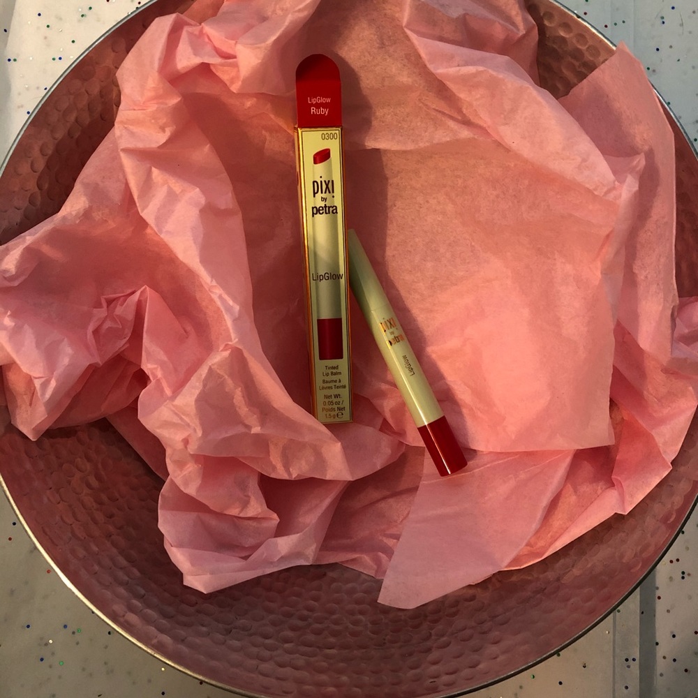 PIXI BY PETRA LIPGLOW/TINTED LIP BALM